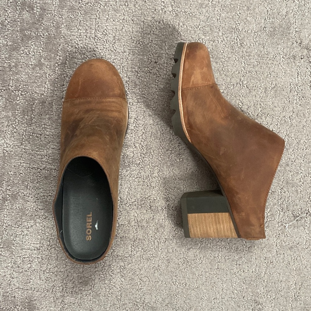 Sorel Addington Mules Caramel Leather Slip On Lug Sole Waterproof Outdoor
